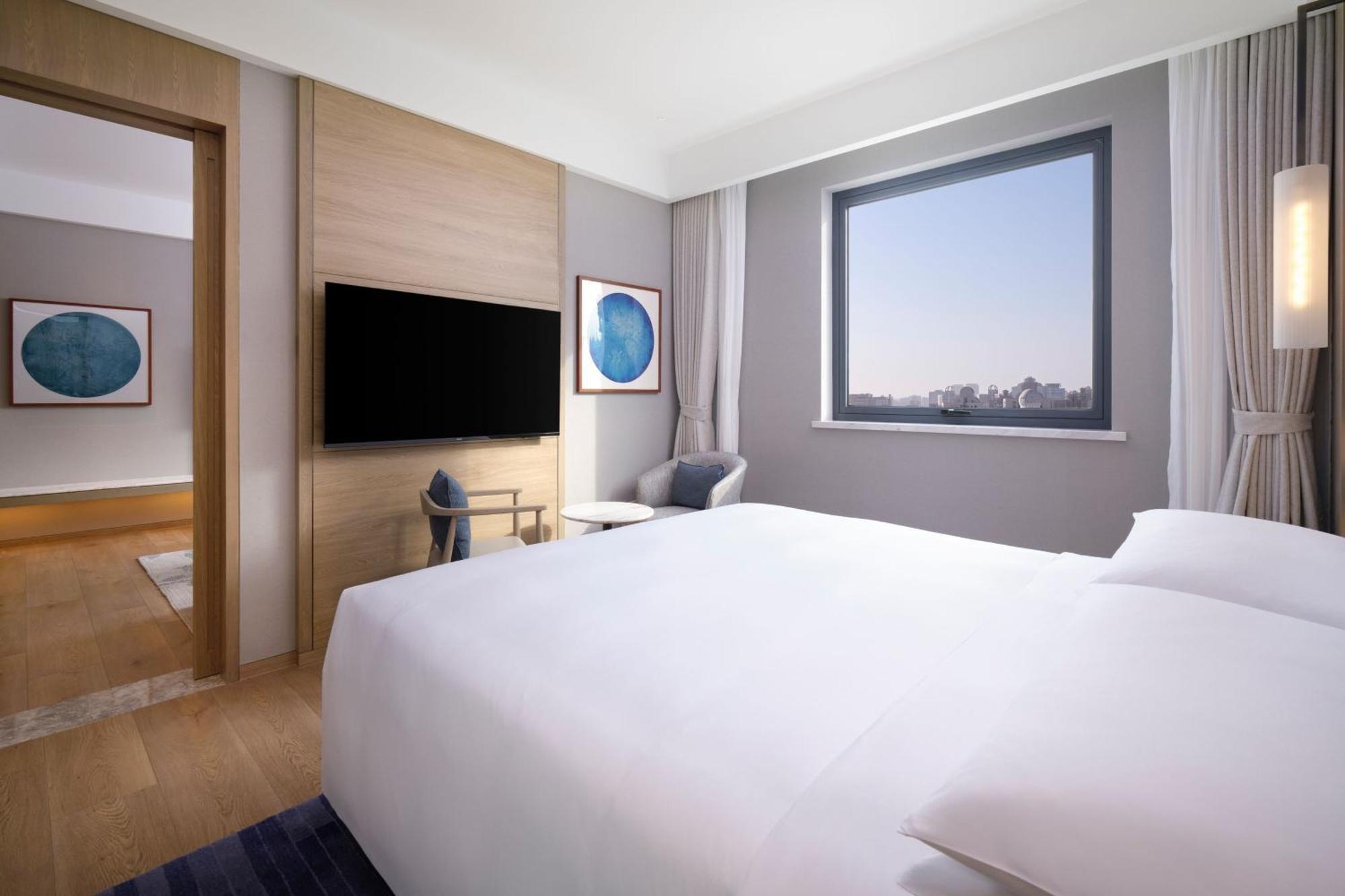 Courtyard By Marriott Shanghai Xujiahui Экстерьер фото